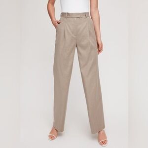 Aritzia Babaton Women’s Sadiki Trousers Pants Tan Size 4 Business Casual